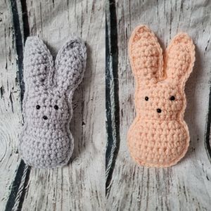Crochet Neutral Peeps Spring decor